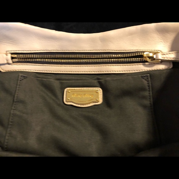 Authentic like new Miu Miu Matelasse shopping tote - Picture 8 of 8